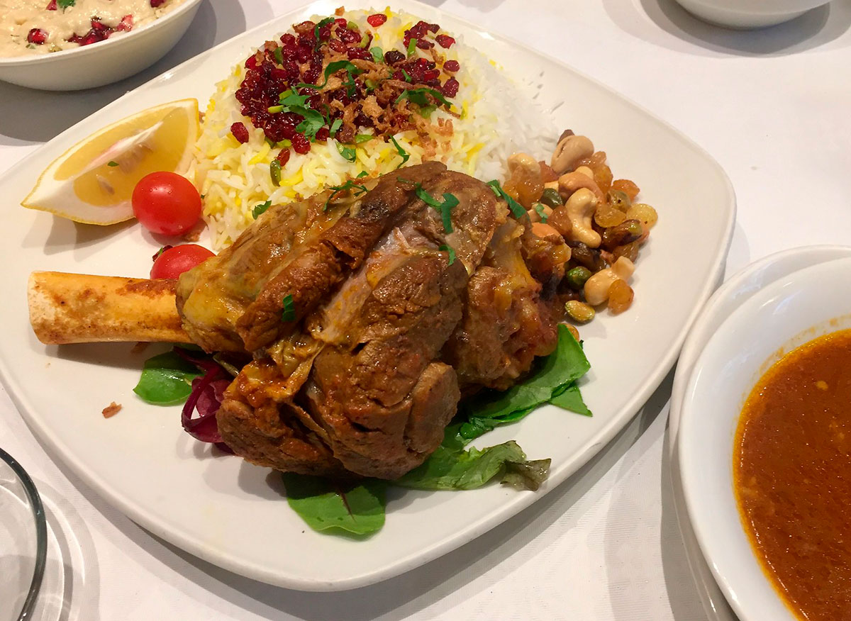 Souris d’agneau confite au vin blanc