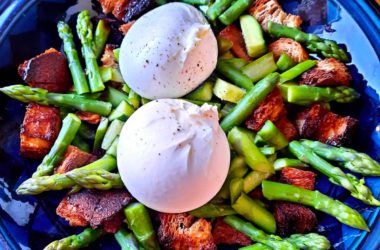 salade asperges vertes oeufs mollets