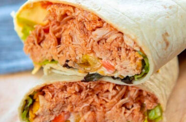 Notre recette des wraps au poulet Buffalo, un mets apprécié des américains