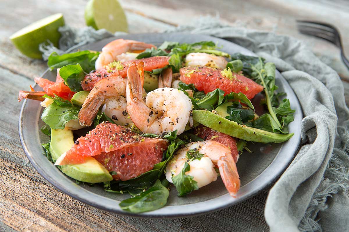 Salade de poulet pamplemousse et avocat : facile et rapide